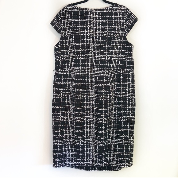 Calvin Klein black white plaid dotted line sheath - Picture 3 of 5